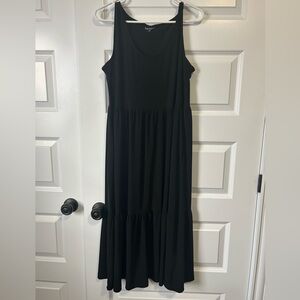 Nicole Miller Black Sleeves Maxi Dress with Tiered Ruffle Hem